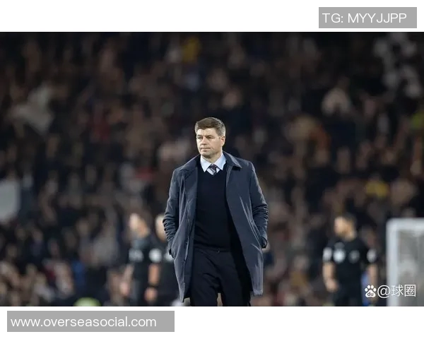 足球明星沮丧时刻的卡通表现与情感传递分析 足球明星沮丧时刻的卡通表现与情感传递分析